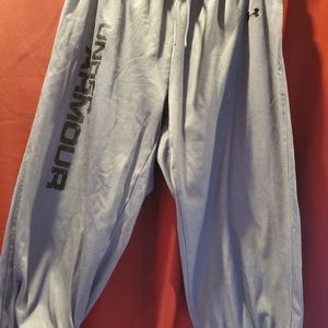 Sale Under Armour joggers capri